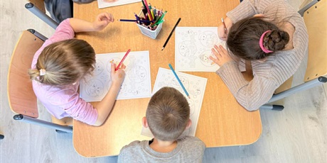 Powiększ grafikę: przedszkole-bez-owsikow-681499.jpg