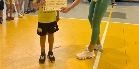 Powiększ grafikę: szybkie-zerowki-wyscigi-rzedow-695264.jpg