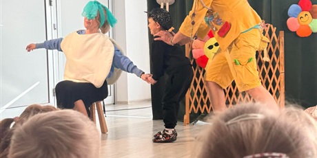 Powiększ grafikę: teatr-qfer-679393.jpg